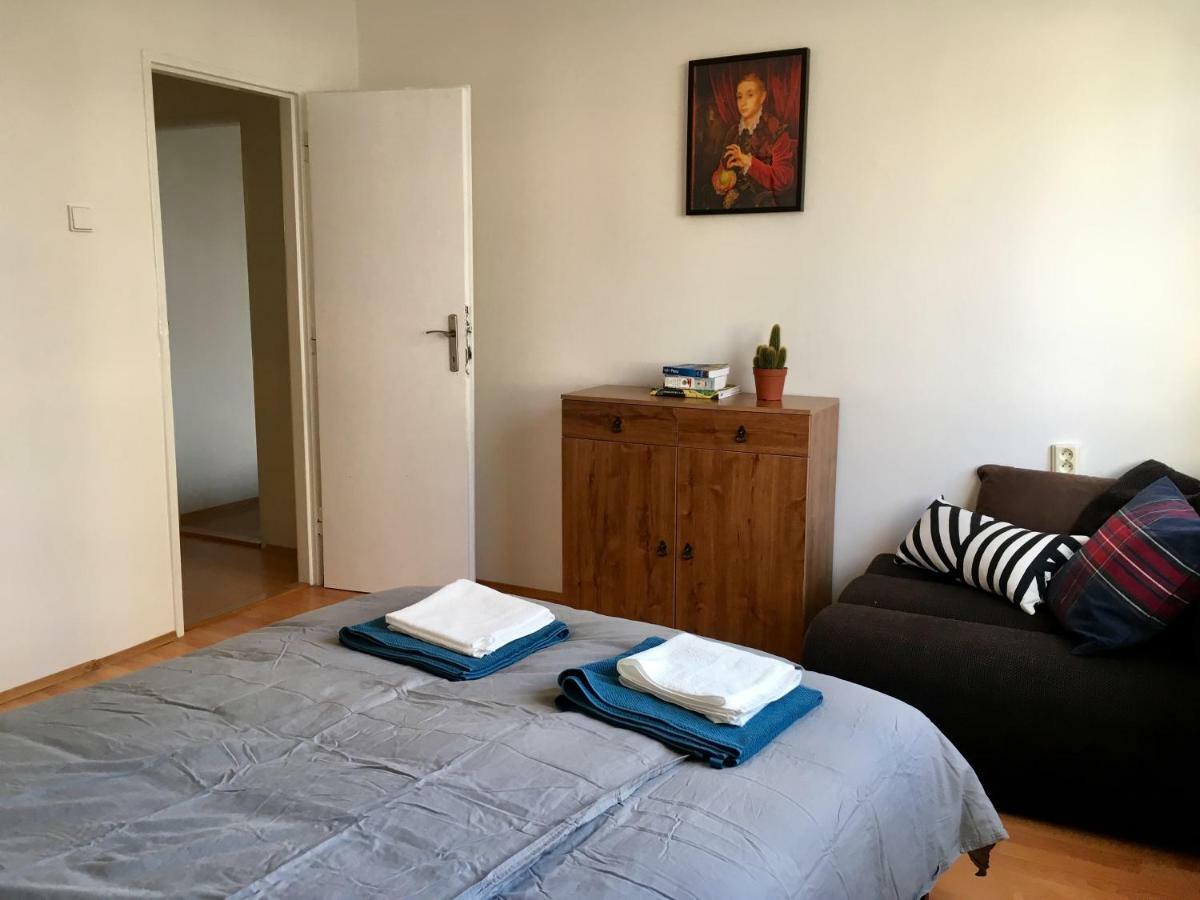 Blu Apartment In Old Town Bratislava Exterior photo