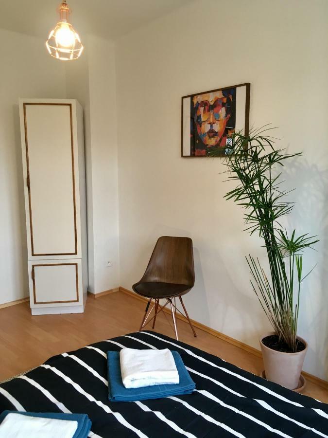 Blu Apartment In Old Town Bratislava Exterior photo